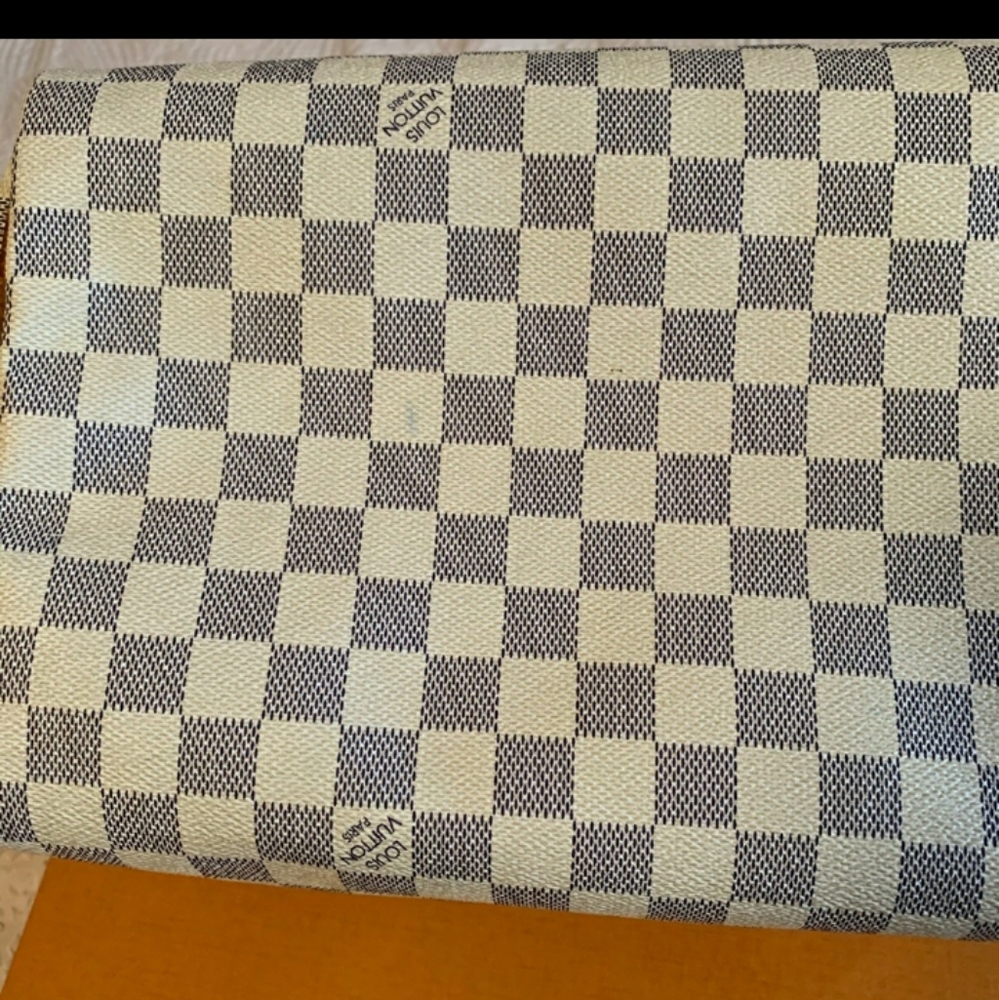 Authentic Louis vuitton speedy